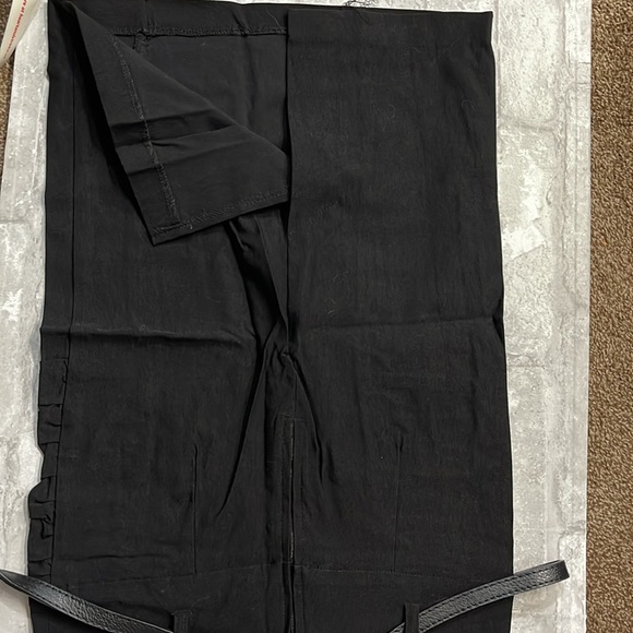 High waist black skirt with bow belt. - Picture 6 of 6